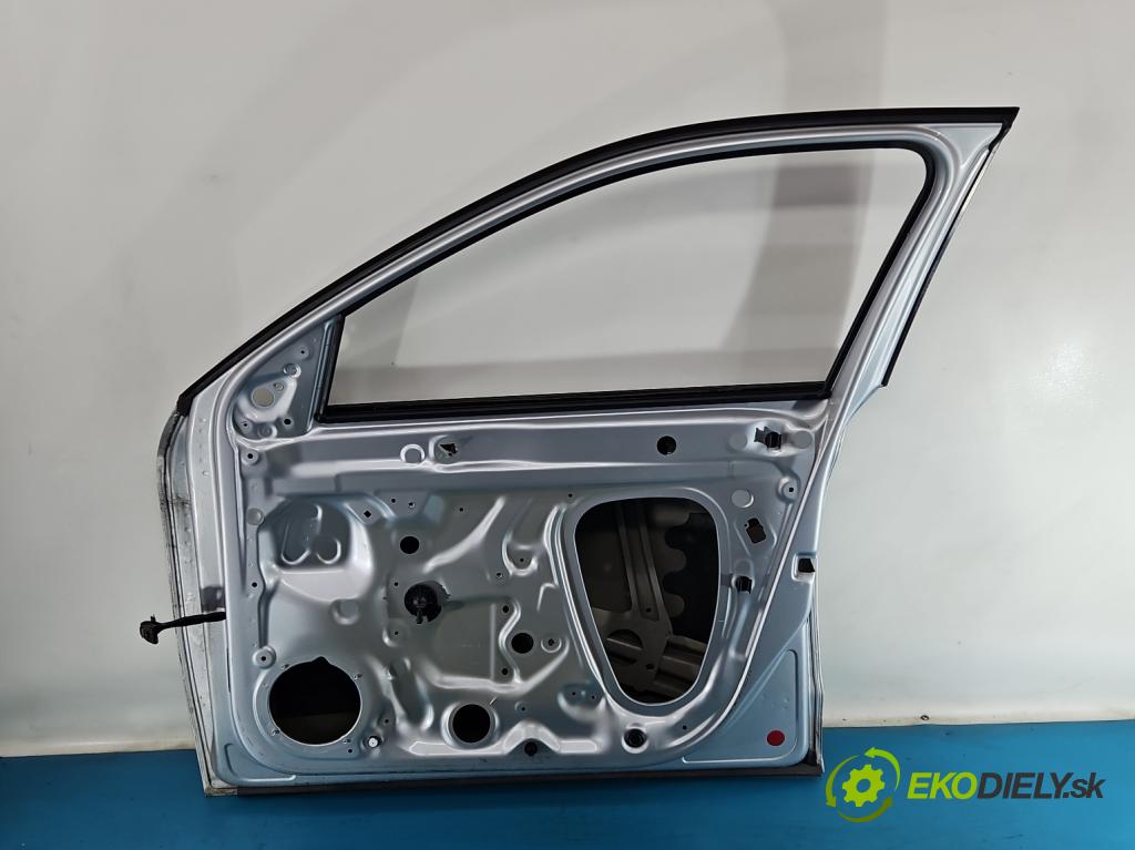 Skoda Scala 2019- 1.0 tsi 114 HP manual 84 kW 999 cm3 5- dvere predné pravé  (Kľučka dverí ostatné)