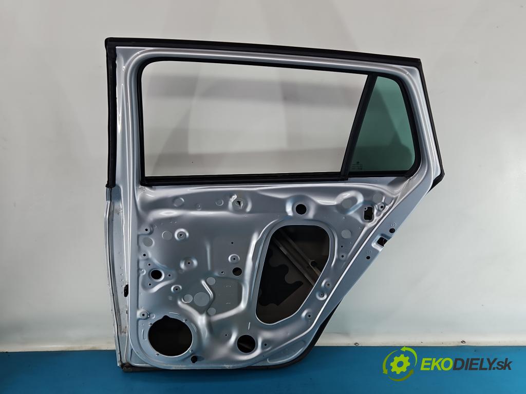 Skoda Scala 2019- 1.0 tsi 114 HP manual 84 kW 999 cm3 5- dvere zadné pravé  (Kľučka dverí ostatné)
