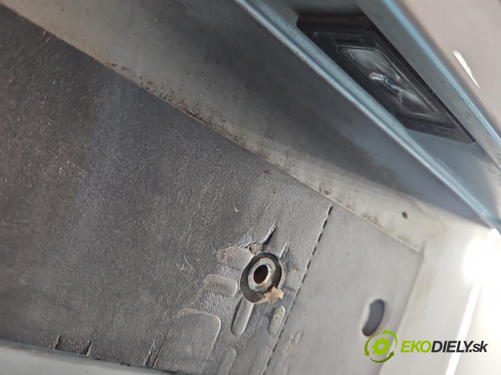 Skoda Scala 2019- 1.0 tsi 114 hp manual 84 kW 999 cm3 5- zadní kufrové dveře  (Zadní kapota (kufr))