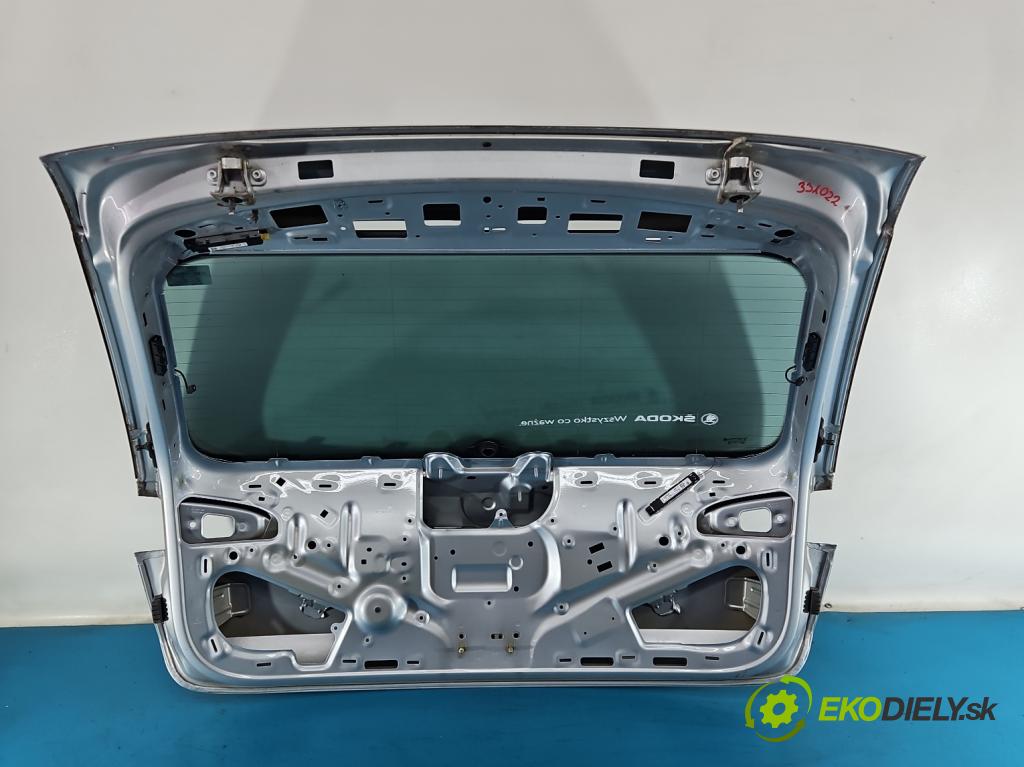 Skoda Scala 2019- 1.0 tsi 114 hp manual 84 kW 999 cm3 5- zadní kufrové dveře  (Zadní kapota (kufr))