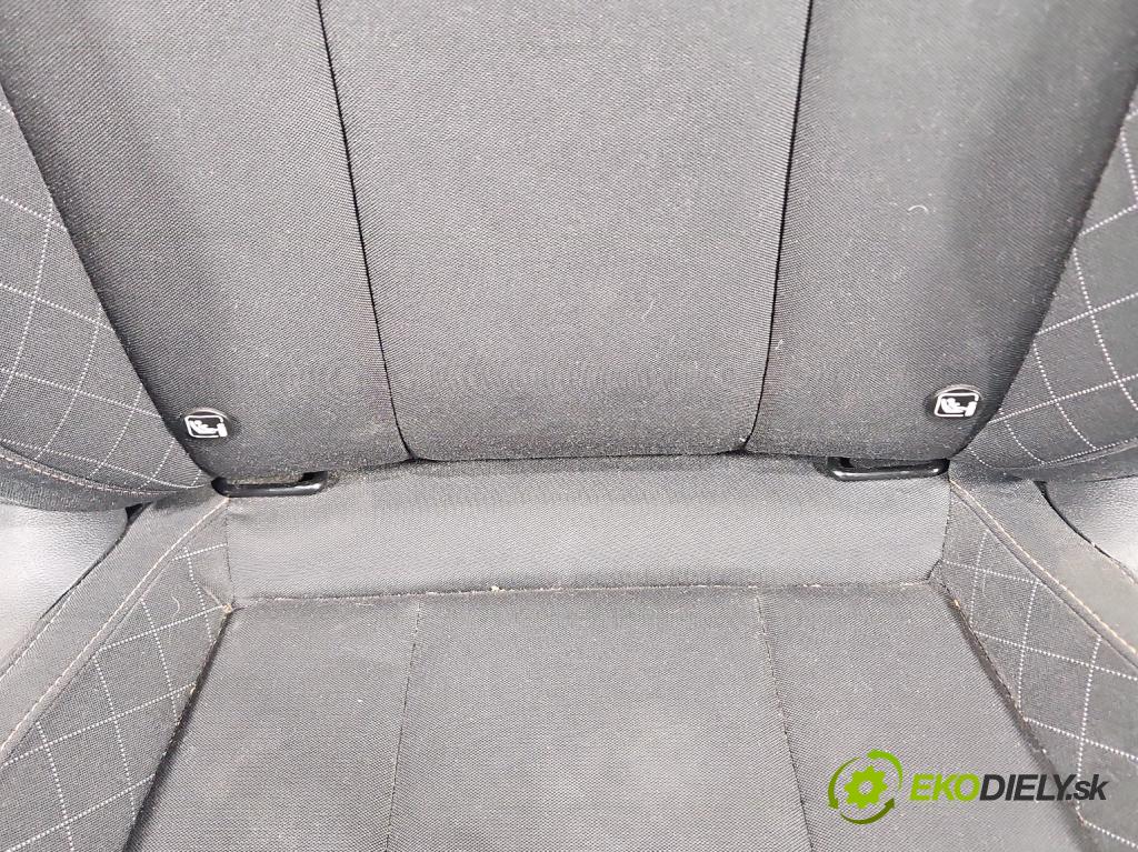 Skoda Scala 2019- 1.0 tsi 114 HP manual 84 kW 999 cm3 5- Sedačka pravý  (Sedadlo)