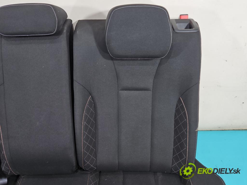 Skoda Scala 2019- 1.0 tsi 114 HP manual 84 kW 999 cm3 5- Pohovka: zadné  (Sedadlo)