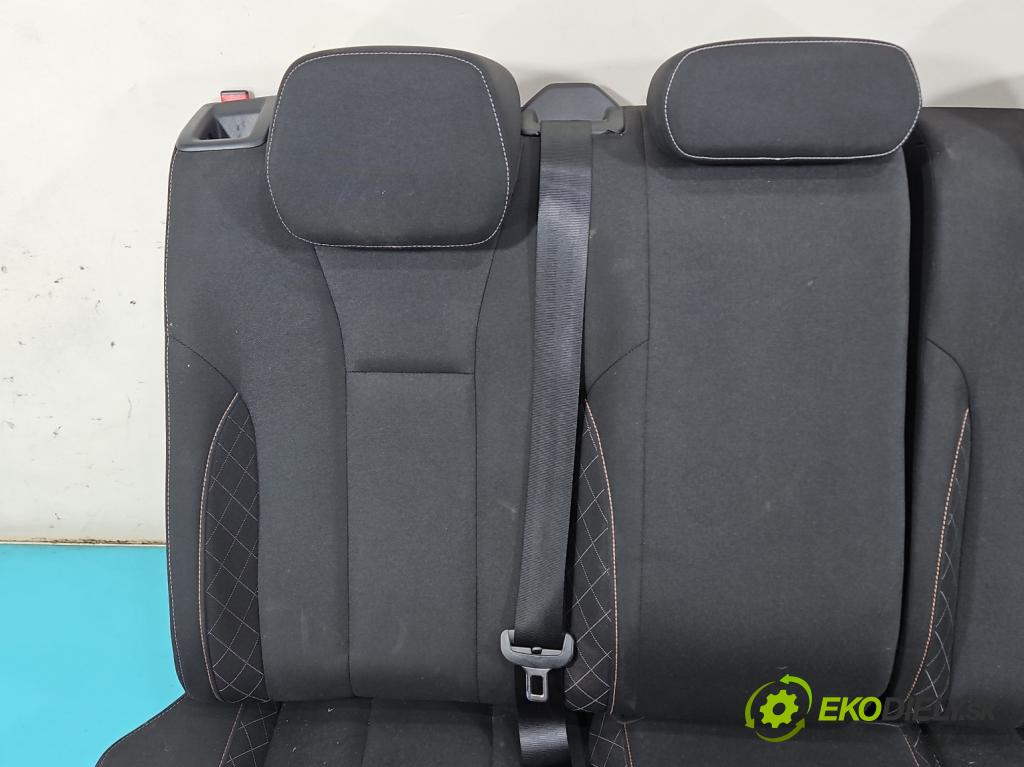 Skoda Scala 2019- 1.0 tsi 114 HP manual 84 kW 999 cm3 5- Pohovka: zadné  (Sedadlo)