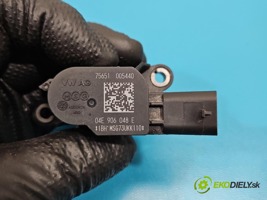 Skoda Octavia IV 2019- 1.5 TSI 150 HP automatic 110 kW 1498 cm3 5- ventil magnetické: 04E906048E (Ventil ostatné)