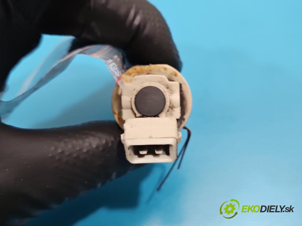 Fiat Ducato II 1994-2006 2.0 8V 110 HP manual 81 kW 1998 cm3 5- vstrek IW720 (Vstrekovač paliva)