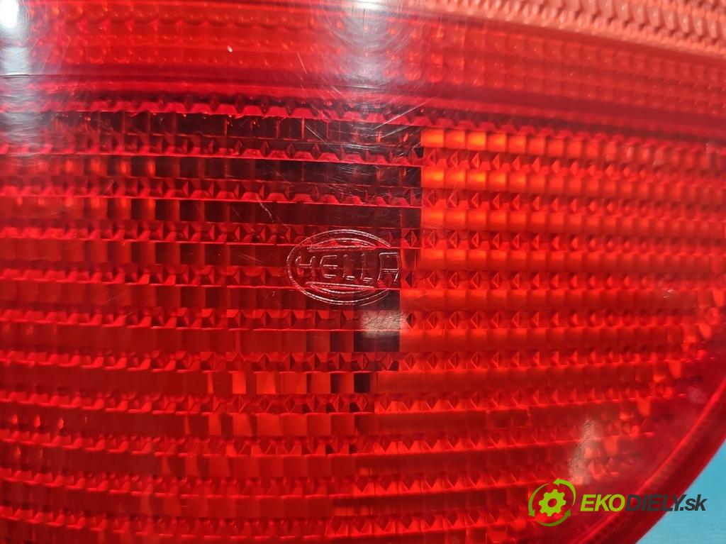 Seat Alhambra I 1996-2010 1.9 tdi 90 HP manual 66 kW 1896 cm3 5- svetlo / reflektor zadné pravé  (Kľučka dverí ostatné)