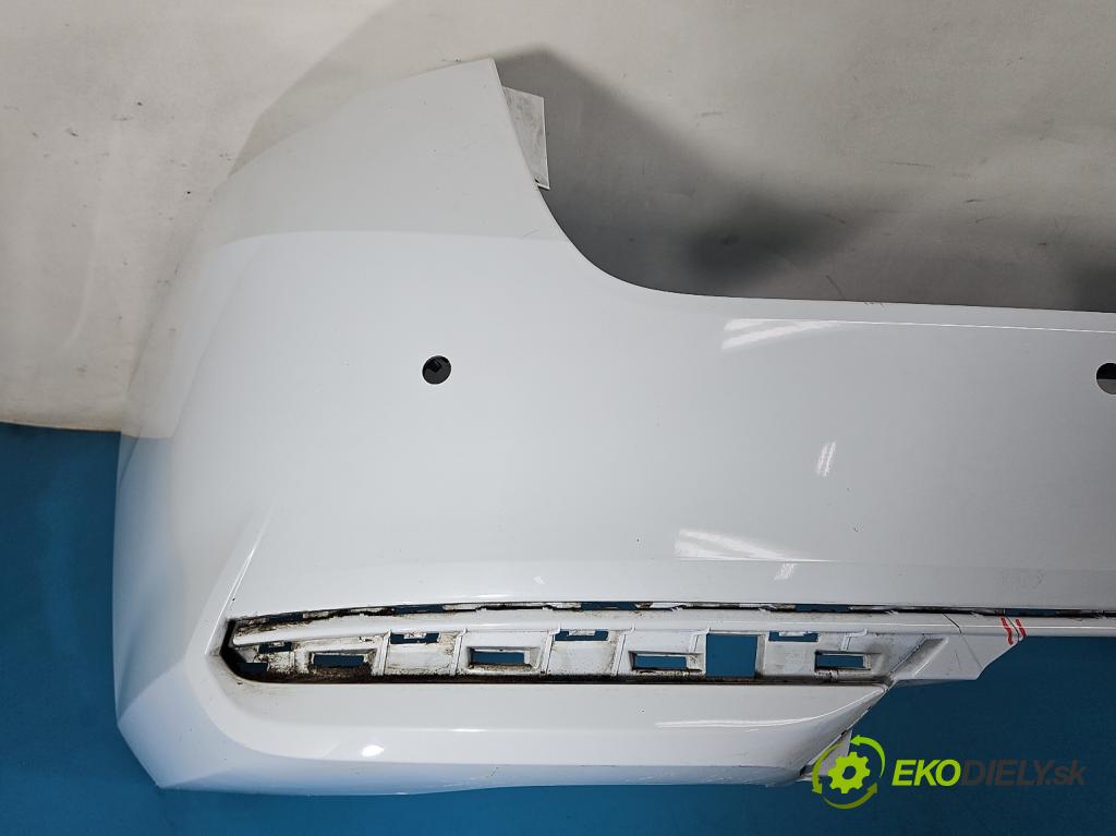 Skoda Octavia IV 2019- 1.5 TSI 150 HP automatic 110 kW 1498 cm3 5- nárazník zadné (Kľučka dverí ostatné)