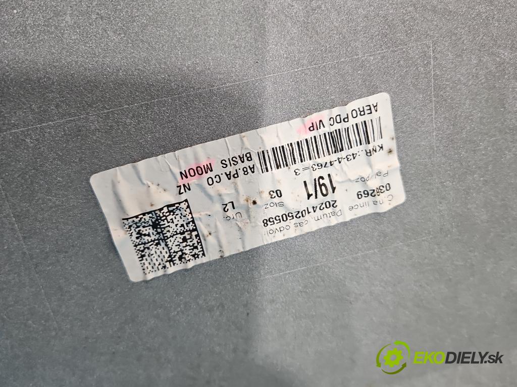 Skoda Octavia IV 2019- 1.5 TSI 150 HP automatic 110 kW 1498 cm3 5- nárazník zadné (Kľučka dverí ostatné)