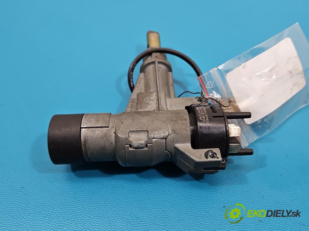 Audi 80 B4 1991-1994 2.0 8V 116 HP manual 85 kW 1984 cm3 4- Spínačka 8A0905851 (Spínacia skrinka)