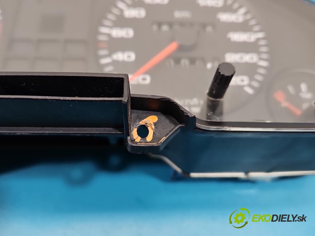 Audi 80 B4 1991-1994 2.0 8V 116 HP manual 85 kW 1984 cm3 4- prístrojovka/ budíky 8A0919033H (Prístrojová doska)