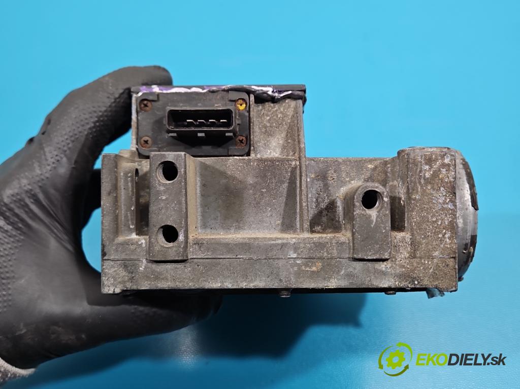 Audi 80 B4 1991-1994 2.0 8V 116 HP manual 85 kW 1984 cm3 4- průtokoměr:  (Váha vzduchu)