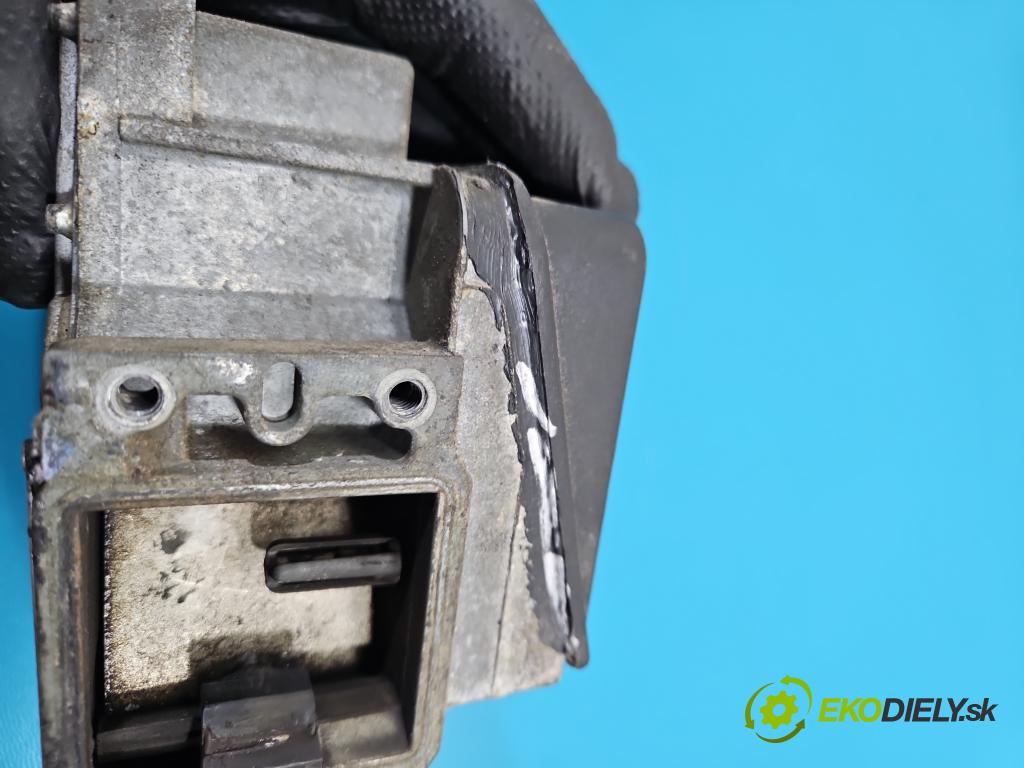 Audi 80 B4 1991-1994 2.0 8V 116 HP manual 85 kW 1984 cm3 4- průtokoměr:  (Váha vzduchu)