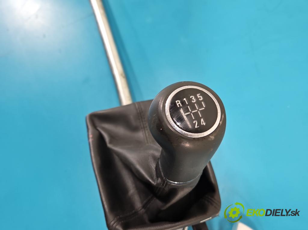 Opel Astra III 2004-2014 1.6 16V 105 HP manual 77 kW 1598 cm3 5- Páka: Změny: stupeň,rýchlosť 8026651301 (Rýchlostná páka (kulisa))