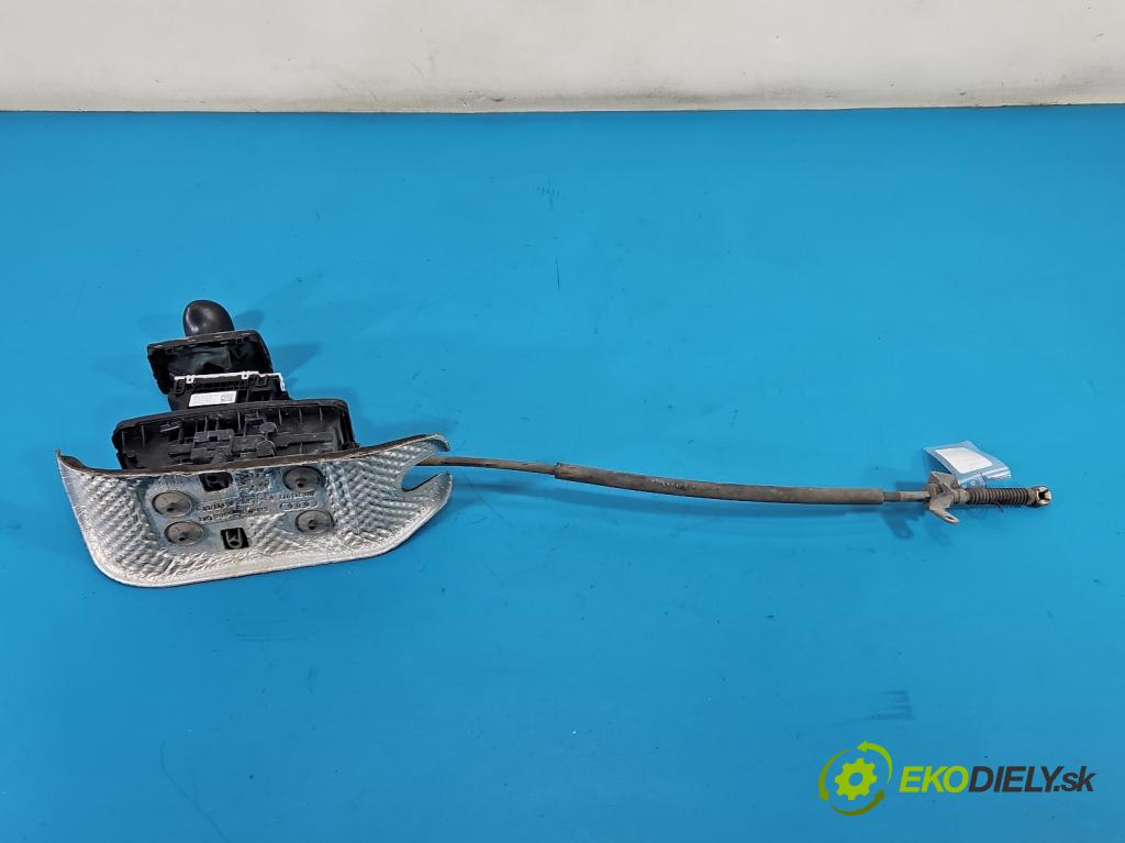 Audi Q5 2008-2016 2.0 TFSI 224hp automatic 165 kW 1984 cm3 5- Páka: Změny: stupeň,rýchlosť 8R1713041K (Rýchlostná páka (kulisa))