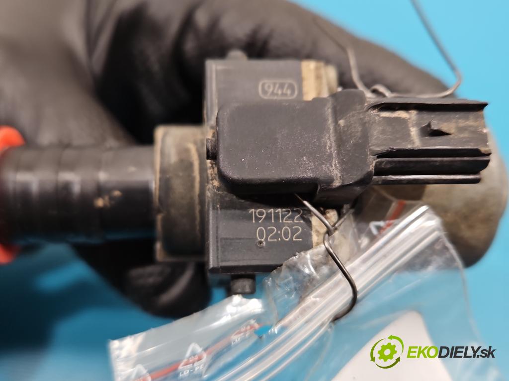 Ford Focus Mk4 2018- 1.5 TDCI 120 HP automatic 88 kW 1499 cm3 5- ventil voda: JX61-18495-BC