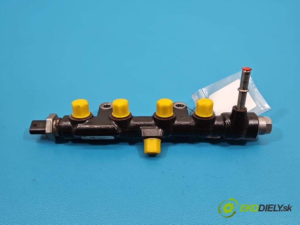 Ford Focus Mk4 2018- 1.5 TDCI 120 HP automatic 88 kW 1499 cm3 5- lišta vstrekovacia 9825598980 (Vstrekovacia lišta)