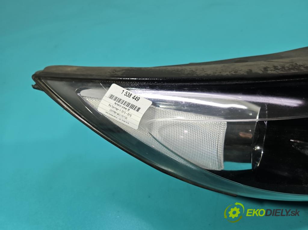 Kia Sportage III 2010-2015 1.6 GDI 135 HP manual 99 kW 1591 cm3 5- Reflektor: pravý  (Svetlo predné pravé)