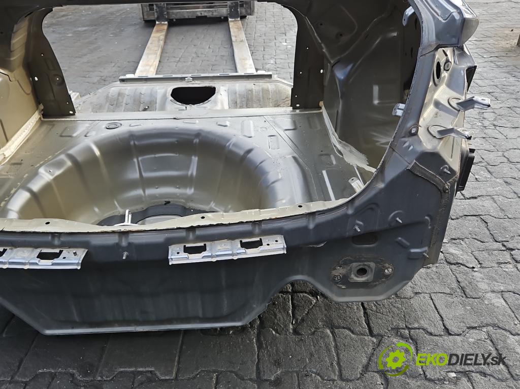 Hyundai Elantra VI 2015-2020 1.6 16V 128 HP automatic 94 kW 1591 cm3 4- pas zadní: