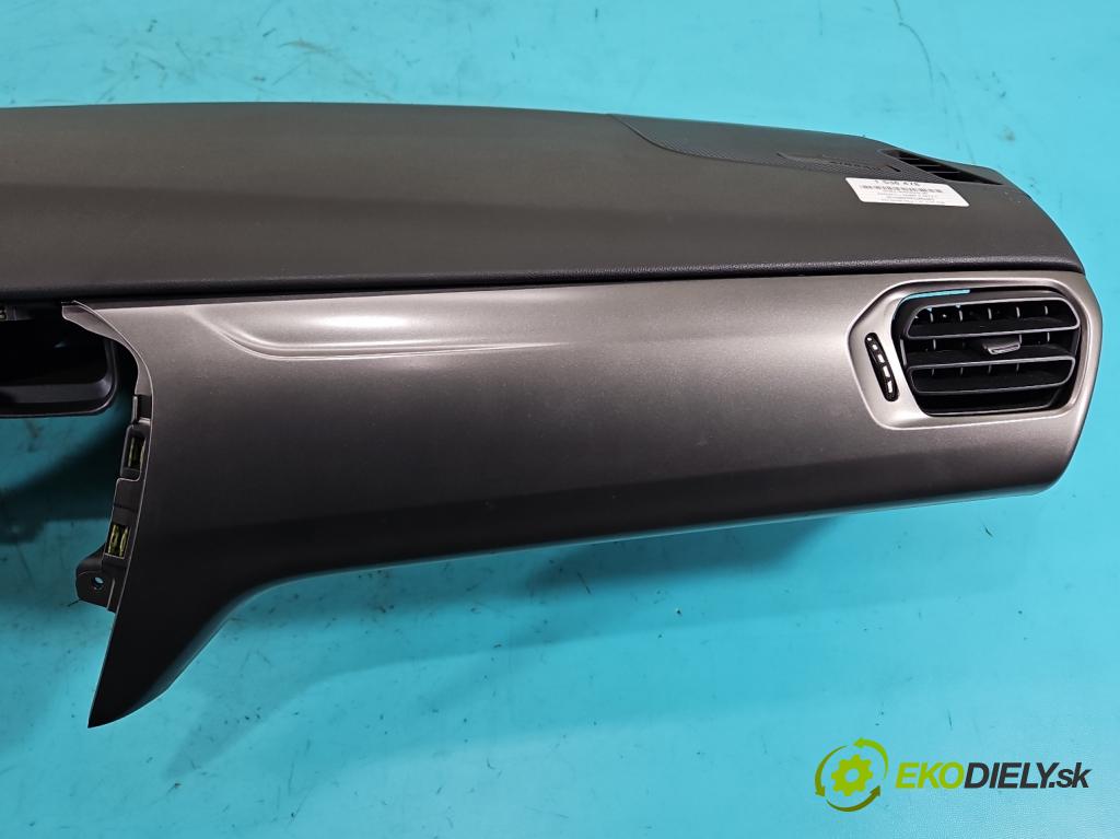 Citroen C-Elysee II 2012- 1.6 hdi 92 hp manual 68 kW 1560 cm3 4- kokpit,přistrojova deska