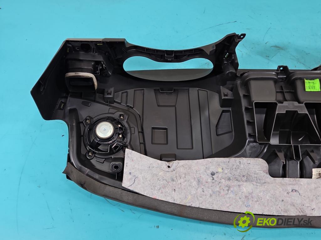 Citroen C-Elysee II 2012- 1.6 hdi 92 hp manual 68 kW 1560 cm3 4- kokpit,přistrojova deska