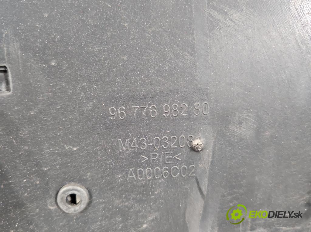 Citroen C-Elysee II 2012- 1.6 hdi 92 HP manual 68 kW 1560 cm3 4- nárazník zadné 9677698280 (Kľučka dverí ostatné)