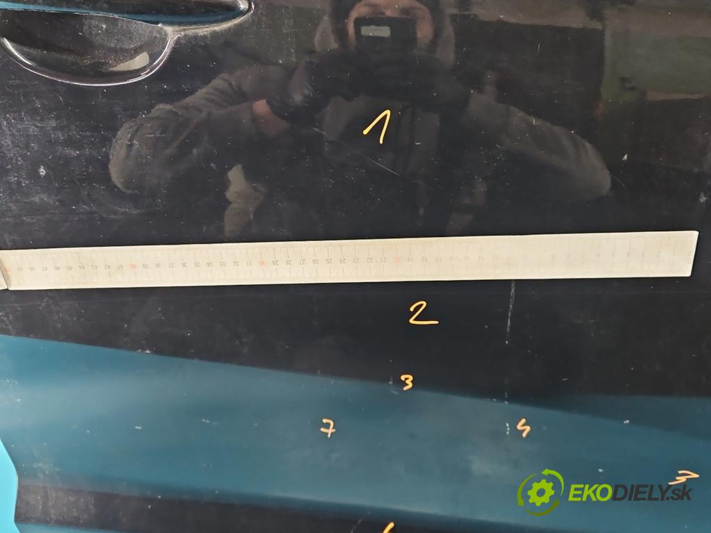 Kia Sportage III 2010-2015 1.6 GDI 135 HP manual 99 kW 1591 cm3 5- dvere predné pravé  (Kľučka dverí ostatné)