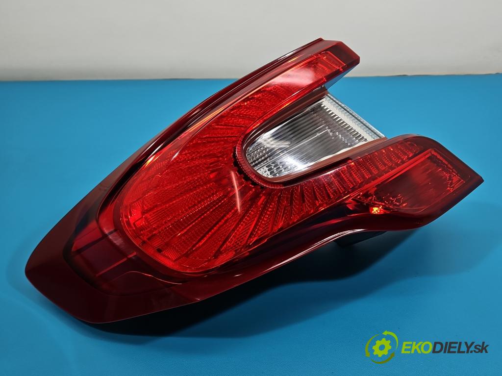 Fiat Tipo II 2015- 1.4 16v 95 HP manual 70 kW 1368 cm3 4- svetlo / reflektor zadné ľavé 519844690 (Kľučka dverí ostatné)