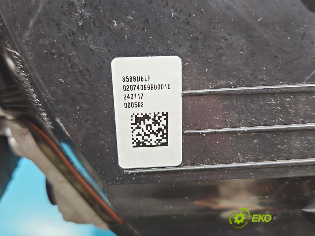 Fiat Tipo II 2015- 1.4 16v 95 HP manual 70 kW 1368 cm3 4- svetlo / reflektor zadné ľavé 519844690 (Kľučka dverí ostatné)