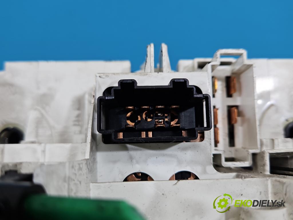 Vw Golf IV 1997-2003 1.9 tdi 101 HP manual 74 kW 1896 cm3 3- panel kúrenia 1J0820045F