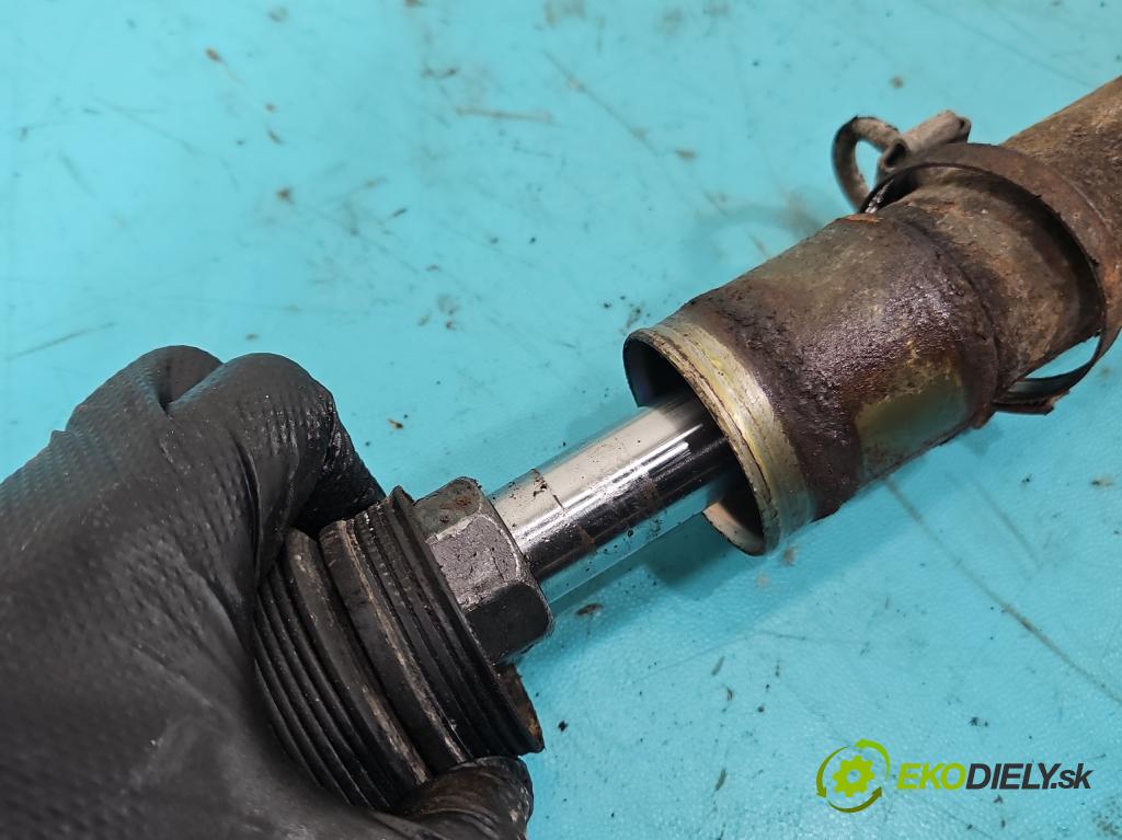 Vw Golf IV 1997-2003 1.9 tdi 101 HP manual 74 kW 1896 cm3 3- Ozubené kolo: volant