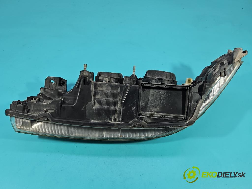 Renault Laguna II 2001-2007 1.8 16V 121KM manual 89 kW 1783 cm3 5- Reflektor: pravý  (Svetlo predné pravé)