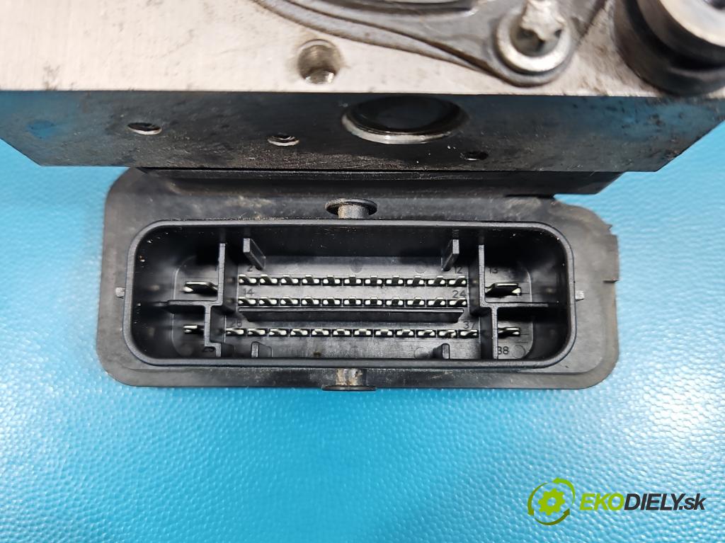 Fiat Tipo II 2015- 1.4 16v 95 HP manual 70 kW 1368 cm3 4- čerpadlo abs 00520635980 (Pumpa ABS)