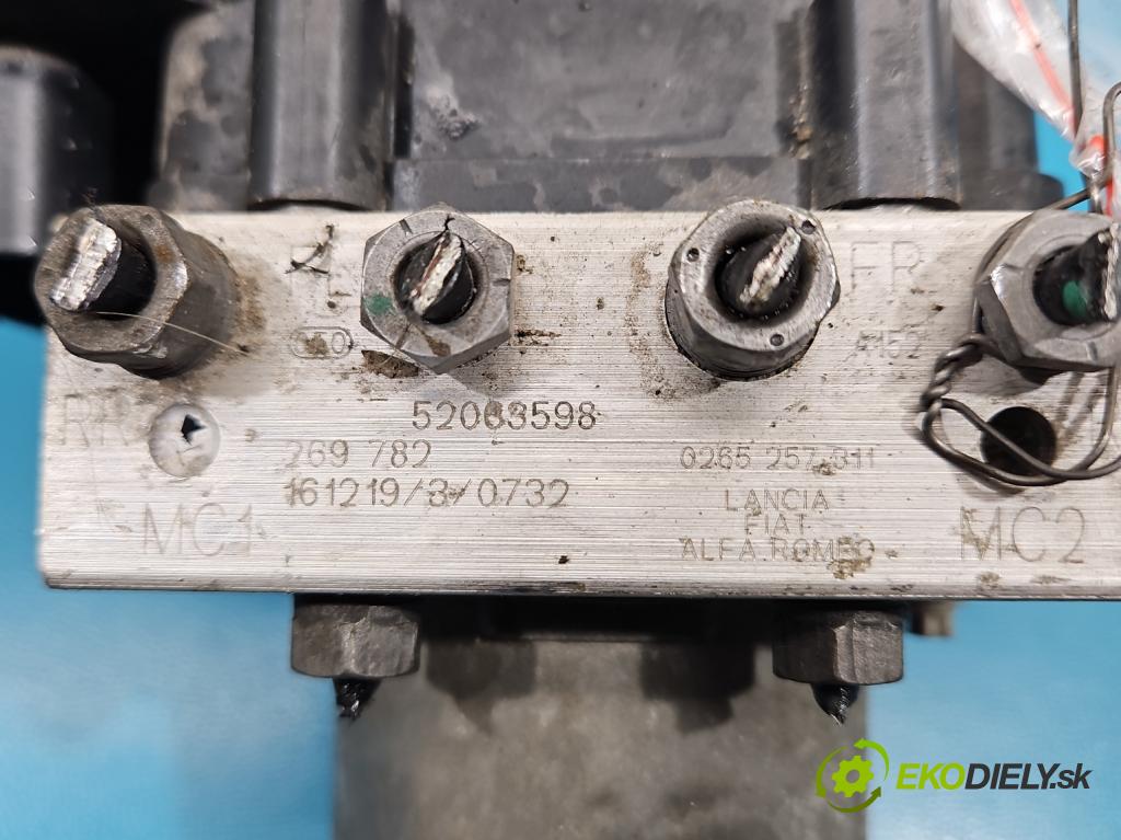 Fiat Tipo II 2015- 1.4 16v 95 HP manual 70 kW 1368 cm3 4- čerpadlo abs 00520635980 (Pumpa ABS)