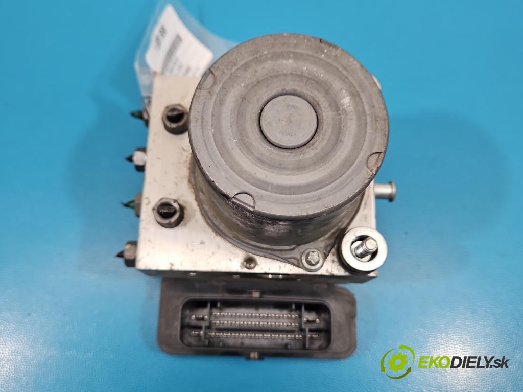 Fiat Tipo II 2015- 1.4 16v 95 HP manual 70 kW 1368 cm3 4- čerpadlo abs 00520635980 (Pumpa ABS)