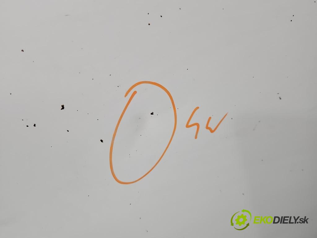 Vw LT II 1996-2006 2.5 tdi 109 hp manual 80 kW 2461 cm3 5- kapota přední