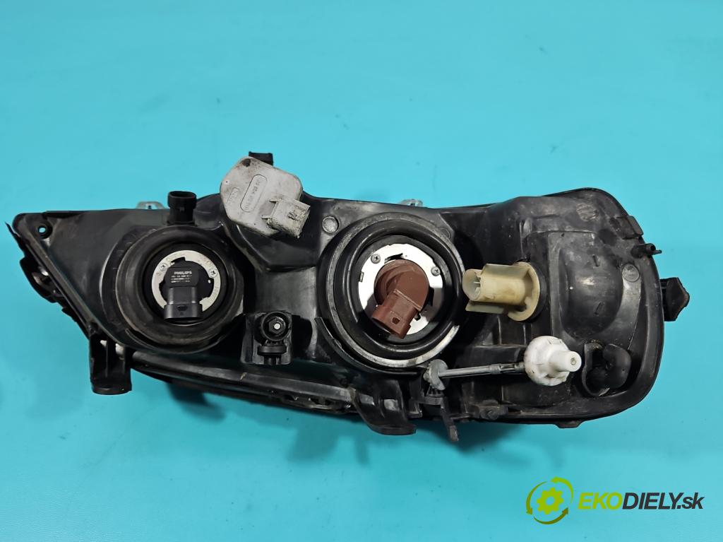 Opel Astra II 1998-2009 1.6 75 HP manual 55 kW 1598 cm3 5- Reflektor: ľavý  (Kľučka dverí ostatné)
