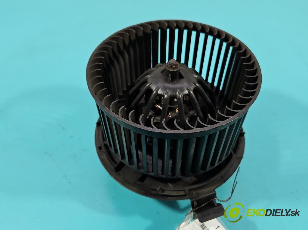 Nissan Micra K12 2003-2010 1.5 dci 65 HP manual 48 kW 1461 cm3 3- ventilátor vzduchu
