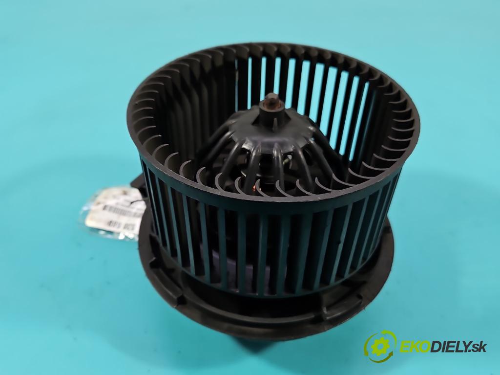 Nissan Micra K12 2003-2010 1.5 dci 65 HP manual 48 kW 1461 cm3 3- ventilátor vzduchu