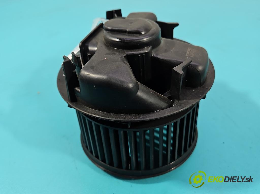 Nissan Micra K12 2003-2010 1.5 dci 65 HP manual 48 kW 1461 cm3 3- ventilátor vzduchu 