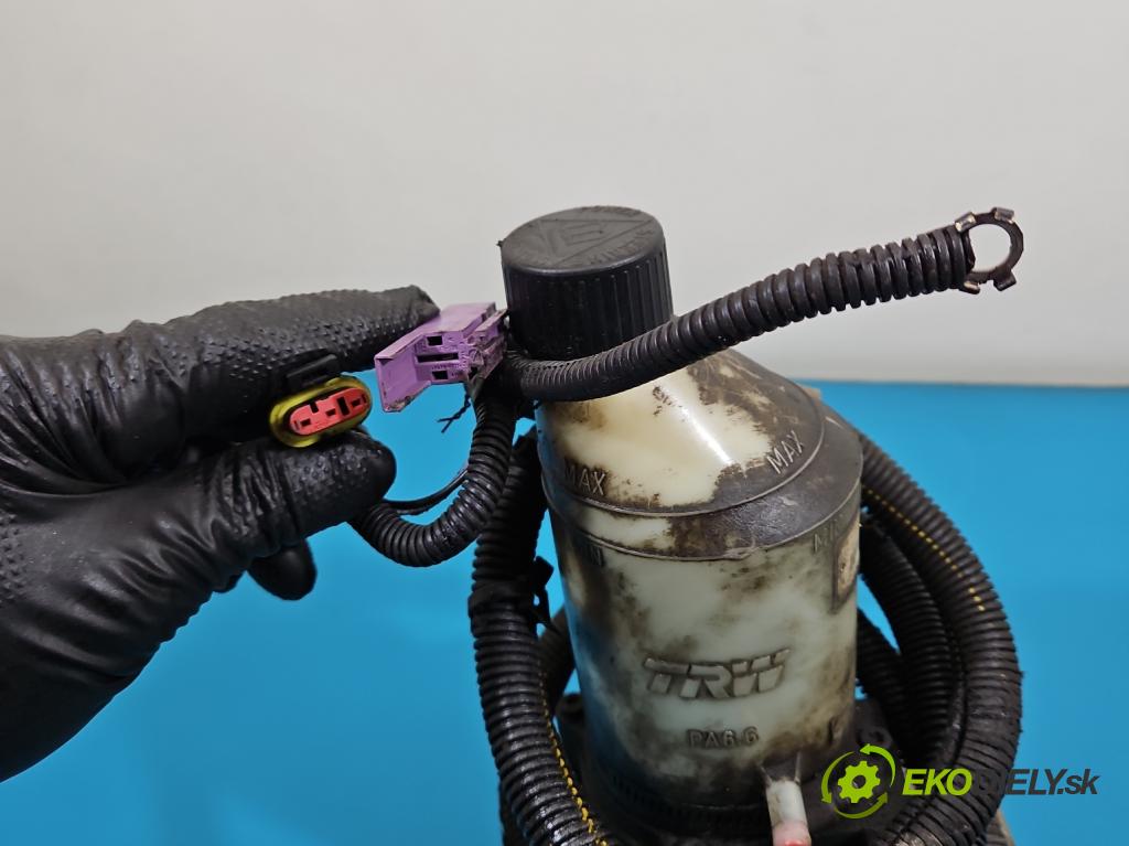 Opel Astra II 1998-2009 1.6 75 HP manual 55 kW 1598 cm3 5- čerpadlo posilovač  (Servočerpadlo)