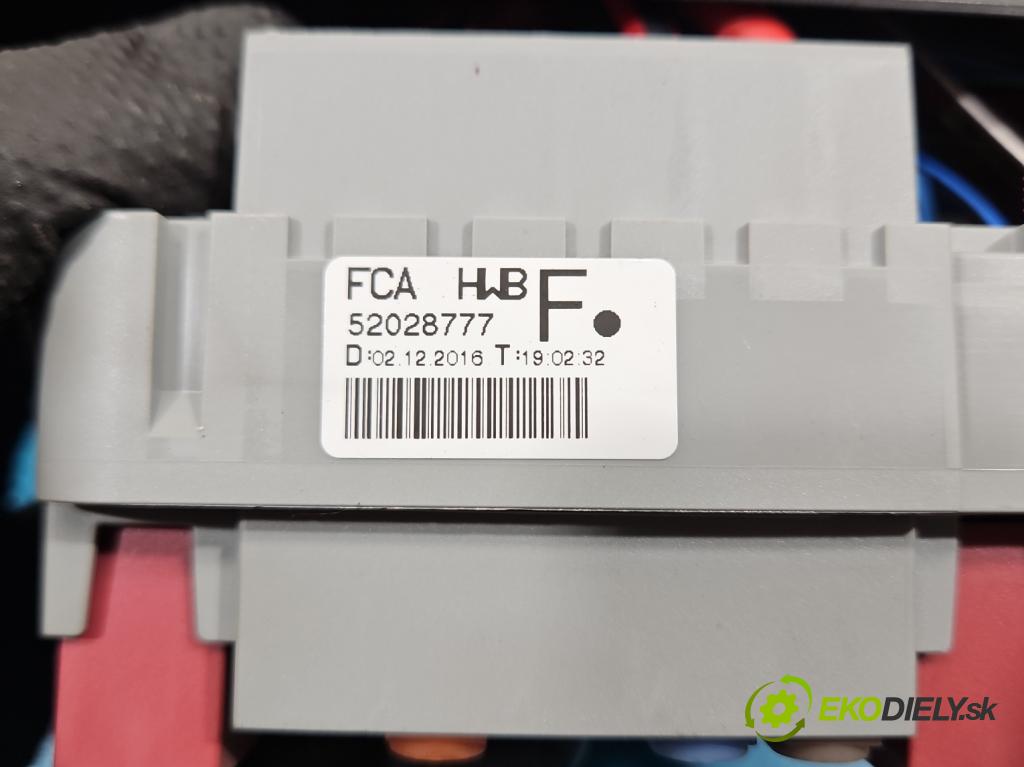 Fiat Tipo II 2015- 1.4 16v 95 hp manual 70 kW 1368 cm3 4- skříňka pojistková 51890355 (Pojistková skříňka)