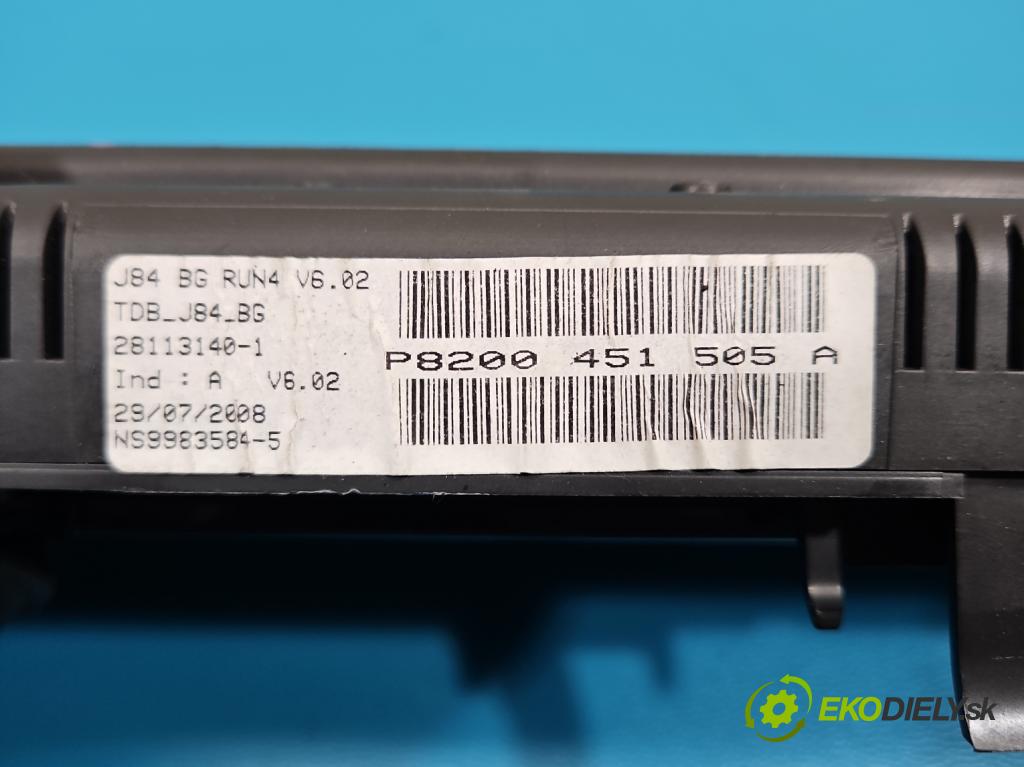 Renault Scenic II 2003-2009 1.5 dci 101 HP manual 74 kW 1461 cm3 5- prístrojovka/ budíky 8200451505A (Prístrojová doska)