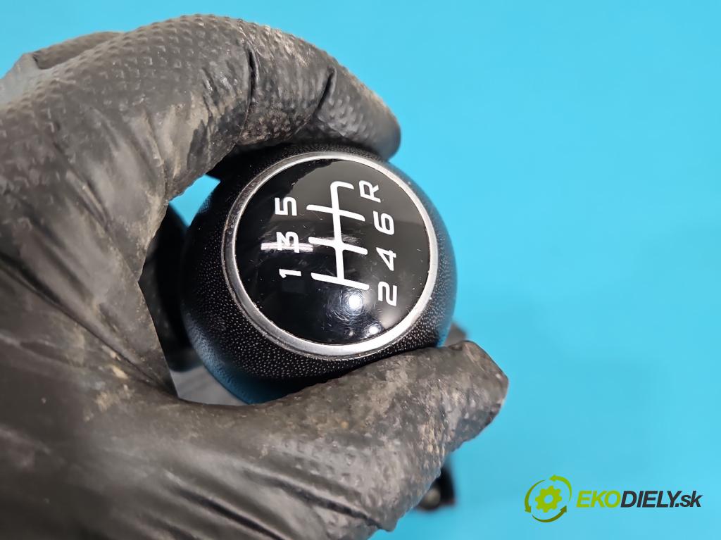 Fiat Tipo II 2015- 1.4 16v 95 HP manual 70 kW 1368 cm3 4- Páka: Změny: stupeň,rýchlosť 50294520 (Rýchlostná páka (kulisa))