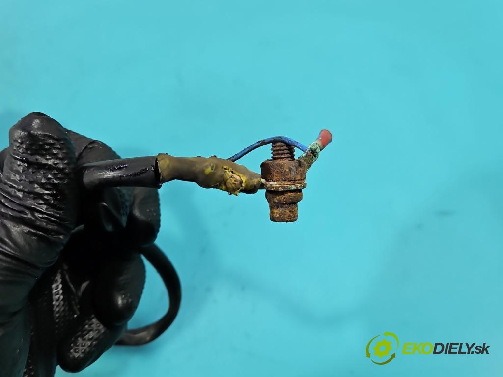 Mercedes Vaneo 1.7 cdi 91 KM manual 67 kW 1689 cm3 5- čerpadlo posilovač A1684660401 (Servočerpadlo)