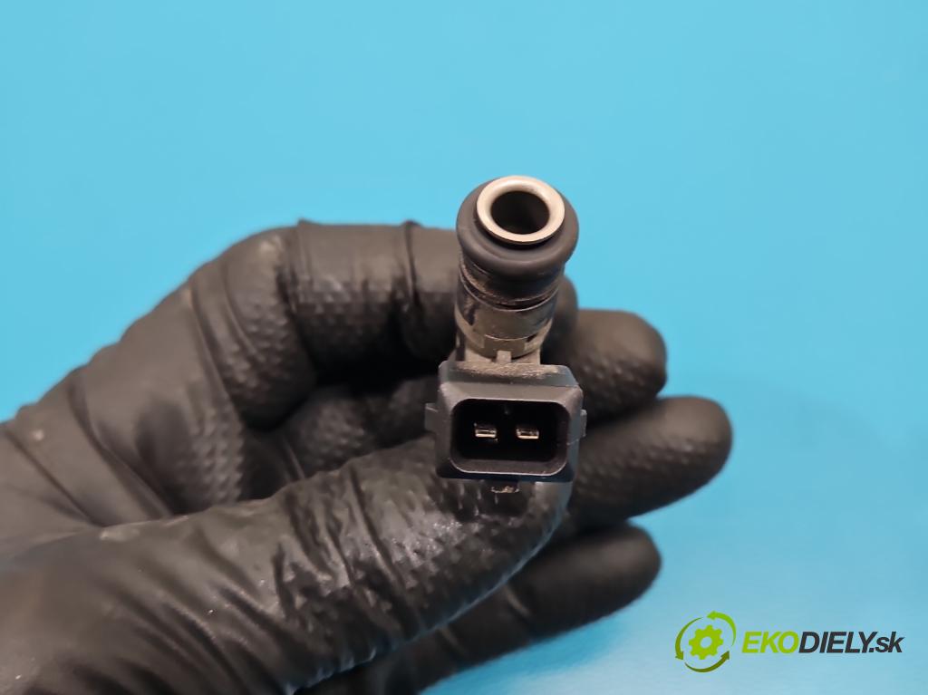 Fiat Tipo II 2015- 1.4 16v 95 HP manual 70 kW 1368 cm3 4- vstrek 0280158329 (Vstrekovač paliva)