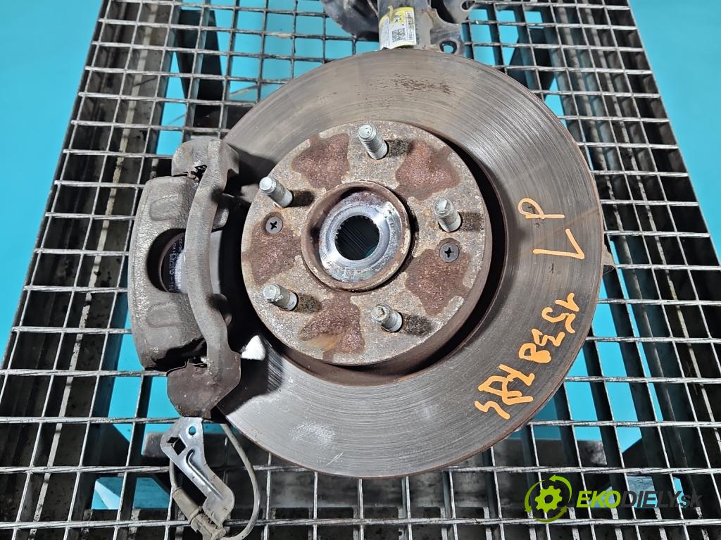 Hyundai Elantra VI 2015-2020 1.6 16V 128 HP automatic 94 kW 1591 cm3 4- náboj ľavé  (Náboj kolesa)