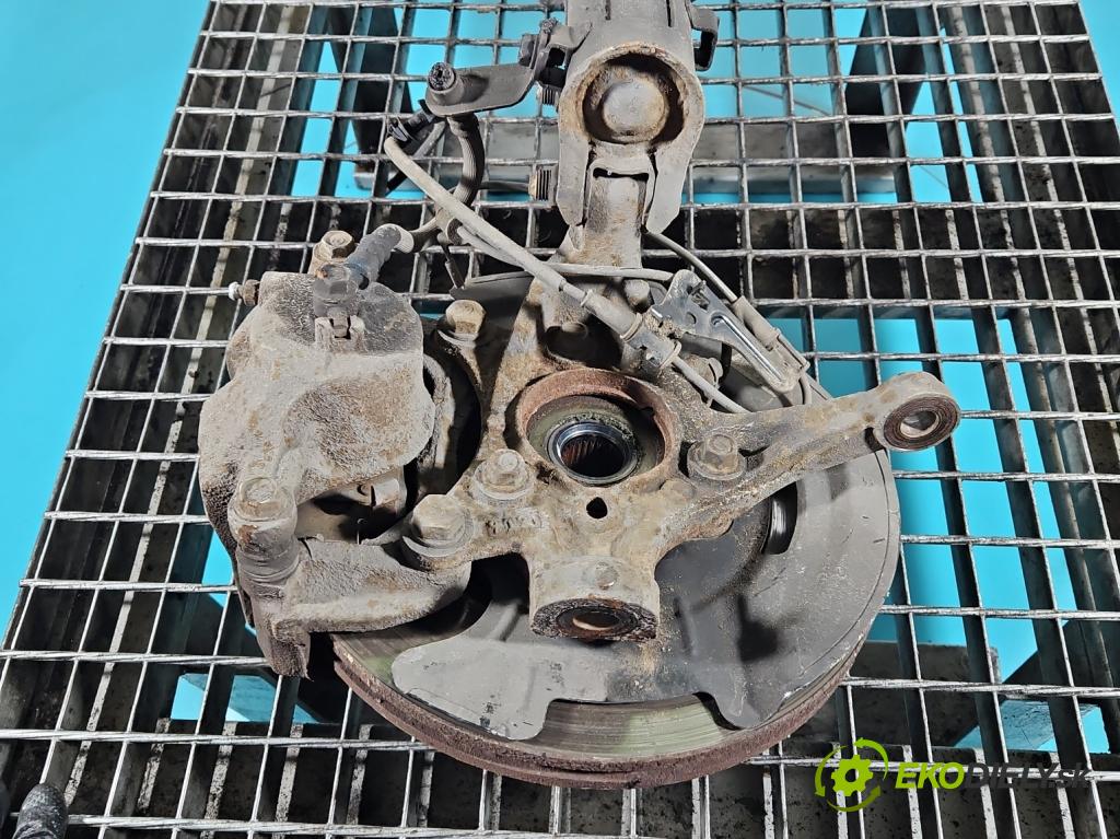 Hyundai Elantra VI 2015-2020 1.6 16V 128 HP automatic 94 kW 1591 cm3 4- náboj pravé  (Náboj kolesa)