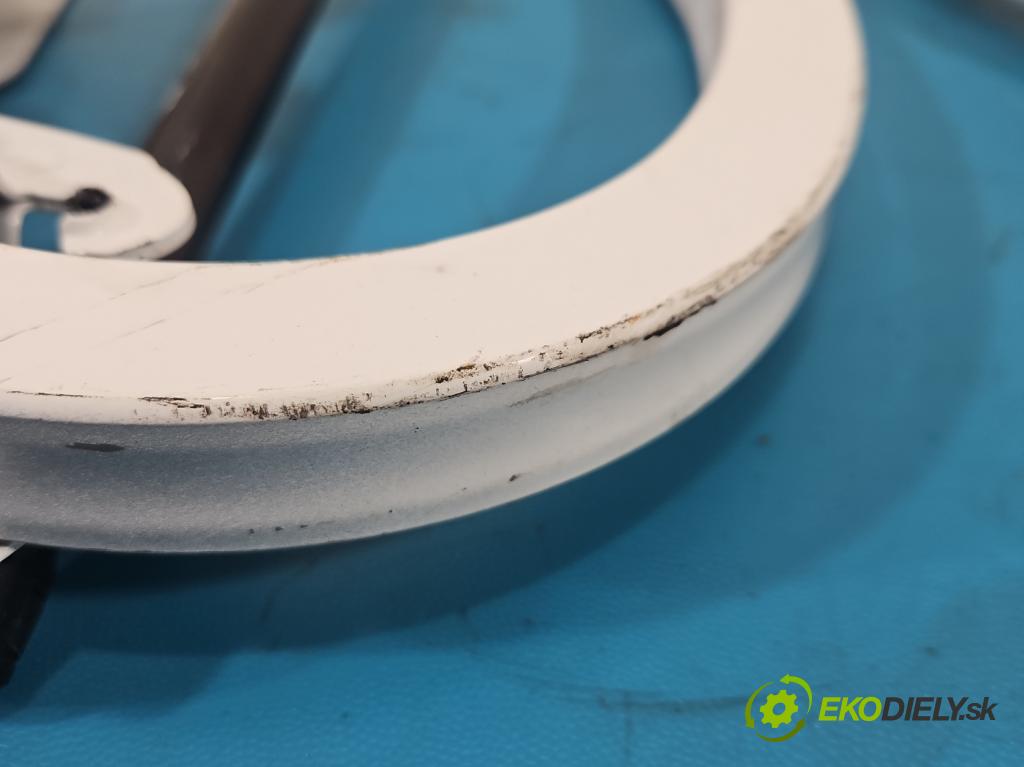 Fiat Tipo II 2015- 1.4 16v 95 hp manual 70 kW 1368 cm3 4- Závěs: kufrových dveří zadní