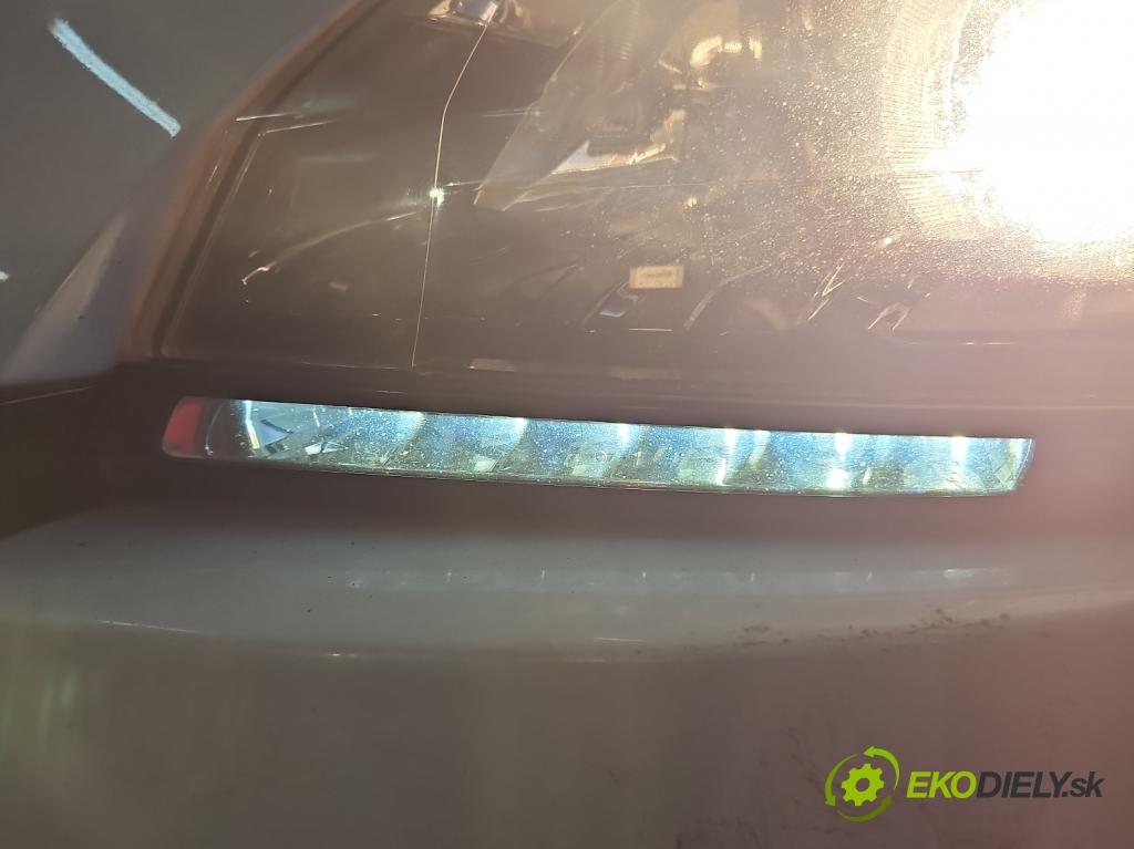 Renault Megane III 2008-2016 1.4 TCE: 131 HP manual 96 kW 1397 cm3 5- Svetlo: prevádzky ľavé 266051882R
