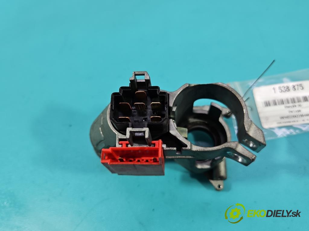 Vw Lupo 1.4 16V 75 HP manual 55 kW 1390 cm3 3- Spínačka 357905851F (Spínacia skrinka)